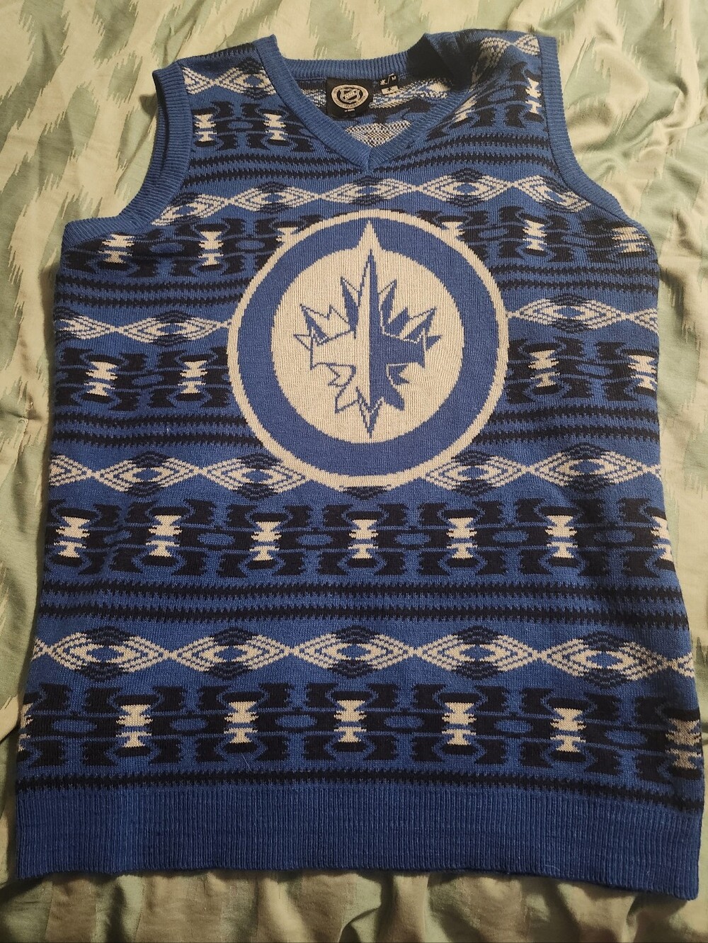 NHL‎ Winnipeg Jets Ugly Festive Christmas  Sweater Vest Men's Size Medium